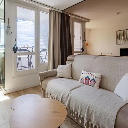 Les Marinas-17 By Interhome Appartement